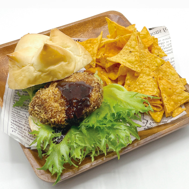 但馬牛のメンチカツバーガー